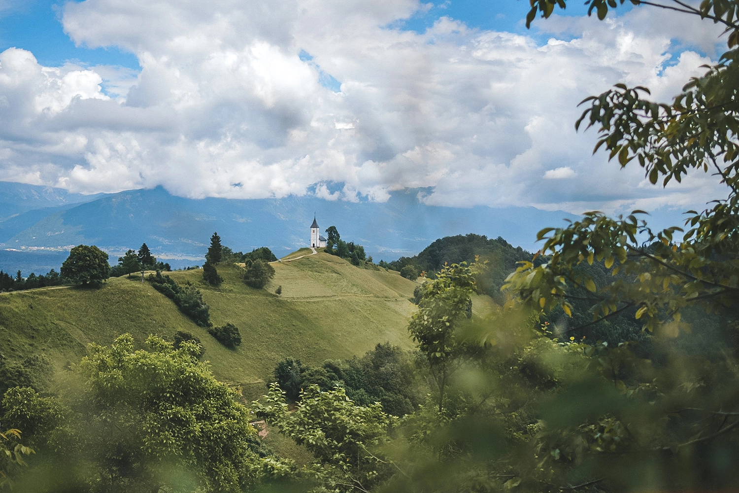 Aussichtspunkt Church of St. Primož and Felicijan - Vanlife in Slowenien