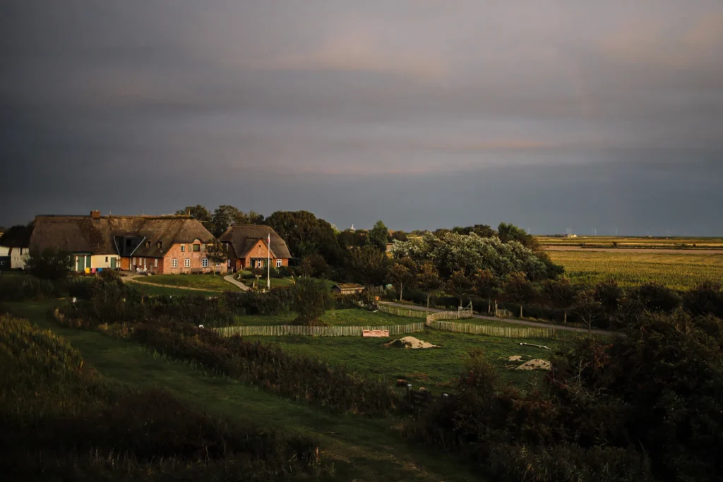 Highlights der Halbinsel Nordstrand & Ausflüge im südlichen Nordfriesland